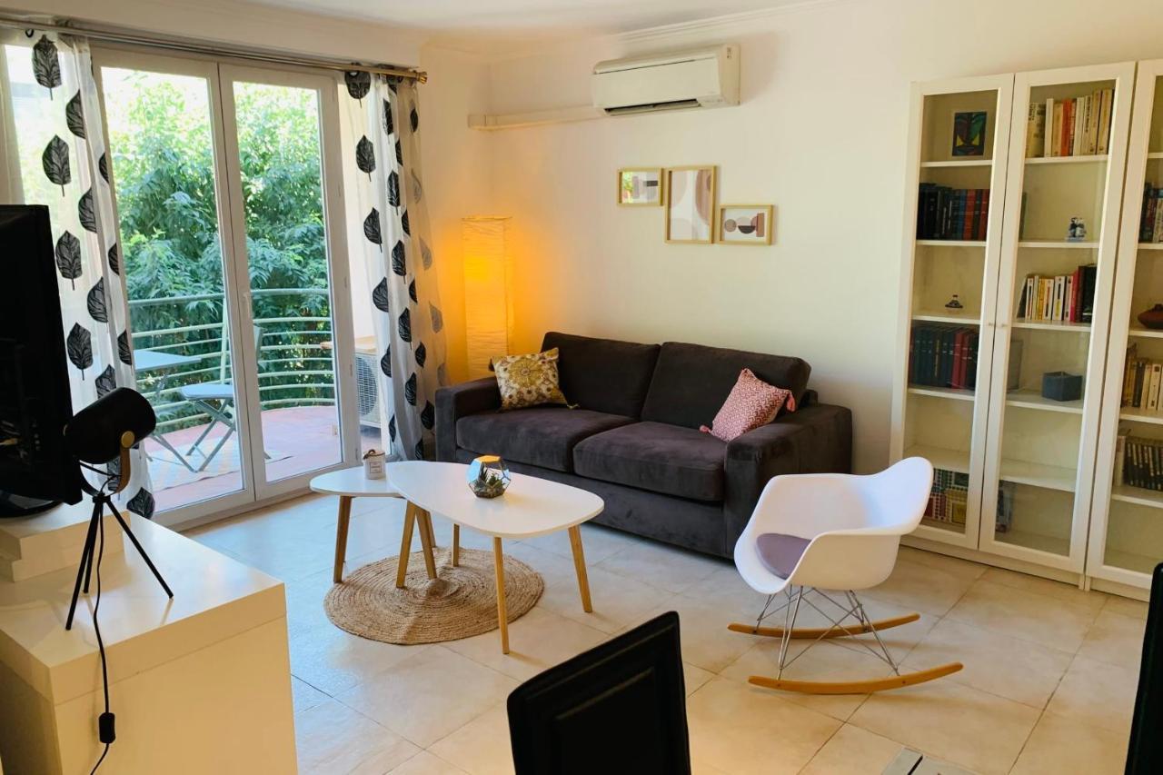 Apartmán Bnb Renting Bright Design Flat Center Of Antibes Exteriér fotografie